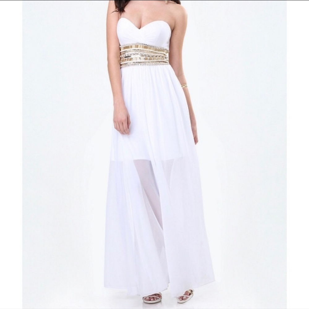 Bebe Sweetheart Embellished Gown